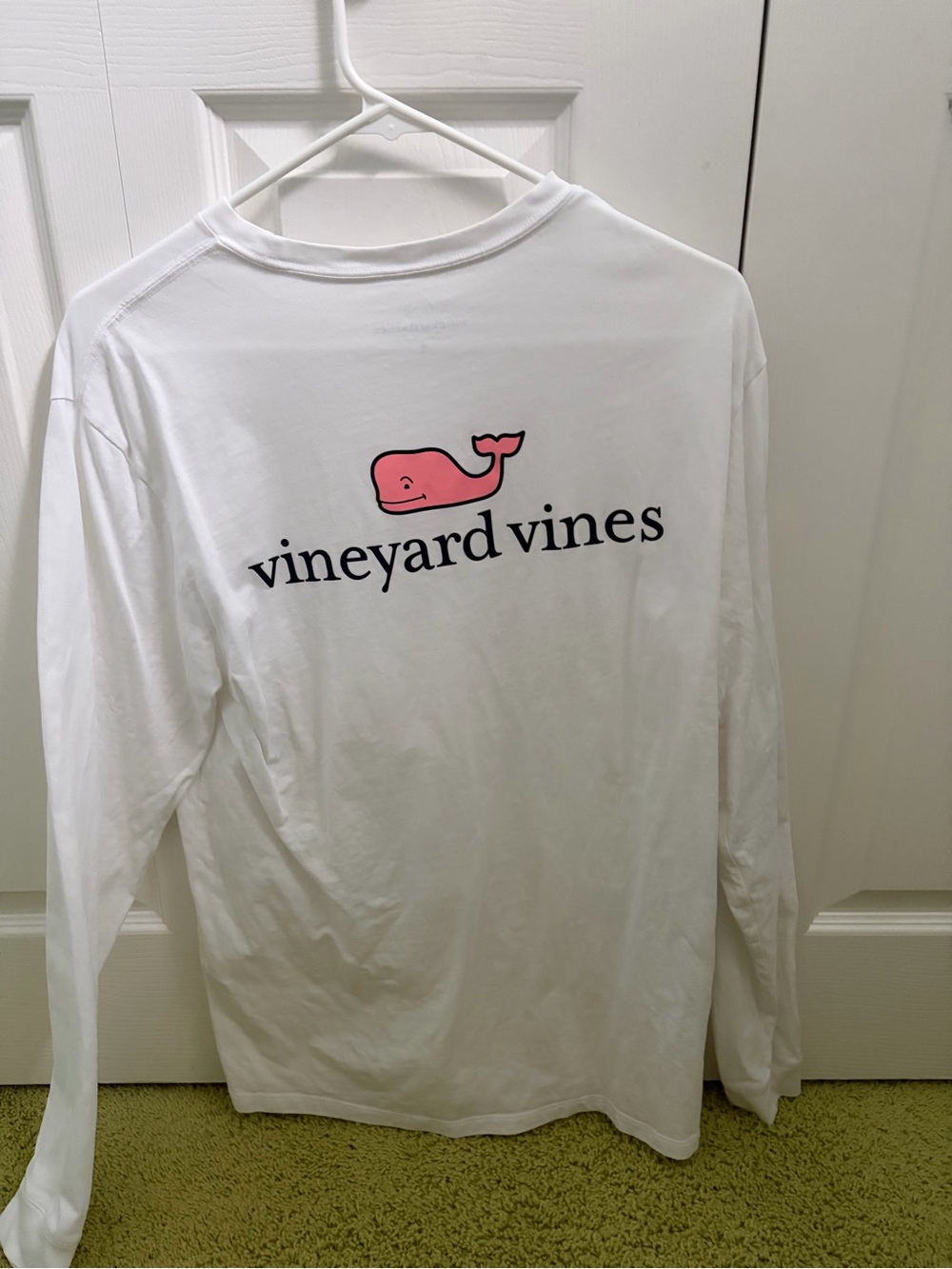 Vineyard Vines White Long-Sleeve Tee with Pink Whale Logo